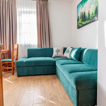 Goscinne Dom Sw Antoniego Apartmanhotel